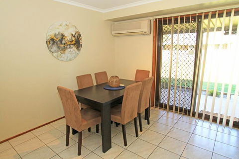 Relax And Unwind In Badgee - eAccommodation 3
