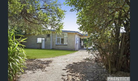 Relax At Tranquil Rye Short Walk To Beach & Shops - eAccommodation 1