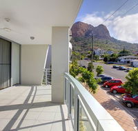 Resort Style Apartment On Gregory - eAccommodation
