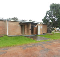 Rest Point Holiday Village - eAccommodation