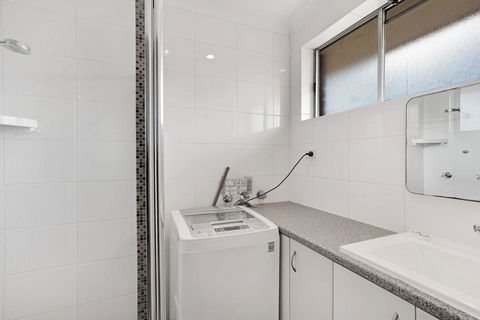 Resthaven Only Meters To Sunset Beach! - eAccommodation 1