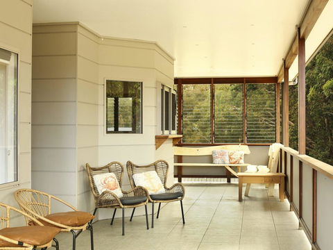 River Breeze 60 Wooli Street Yamba. Linen - Unlimited Wi-Fi Just Listed. - eAccommodation 1