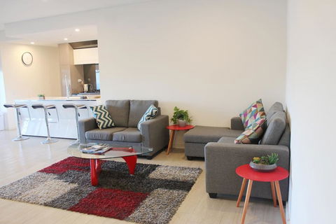 Riverside Apartment Next To Sydney Olympic Park - eAccommodation 2