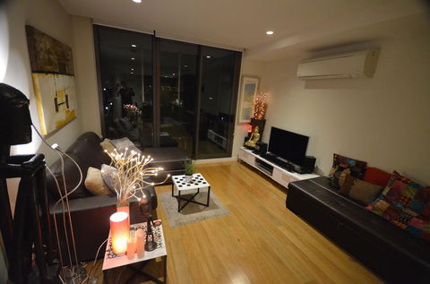 Riverside Resort Apartment - eAccommodation 3