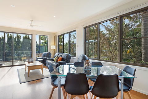 Rolling Waves 1 - eAccommodation 2