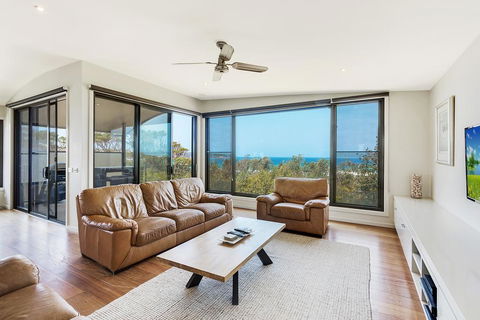 Rolling Waves 3 - eAccommodation 0