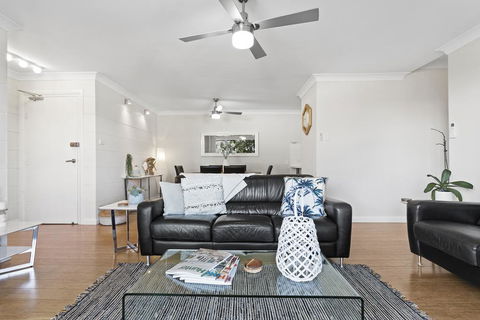 Ronald Ave, Bahia, Unit 02, 47 - eAccommodation 2