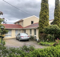 Rose Bed and Breakfast - eAccommodation