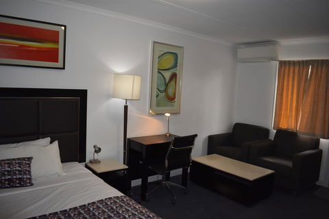 Roundhouse Motel - eAccommodation 1