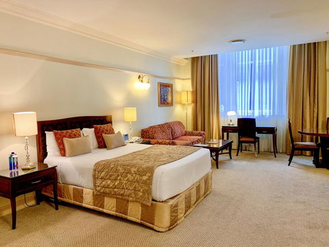 Royal Albert Hotel - eAccommodation 1