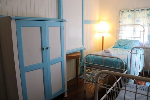 Samford Cottage - eAccommodation 3