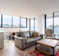 Sanctuary Resort-Style on the Banks of the Yarra - eAccommodation