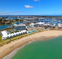 Sea Side Villa 10.1 - eAccommodation