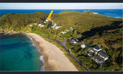 Seal Rocks Beach House ....Sugarloaf - eAccommodation 1