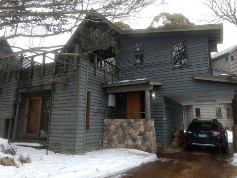 Secret Hut - eAccommodation 0