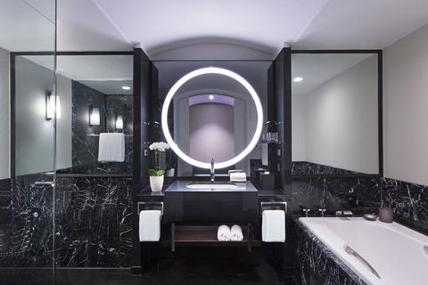 Sheraton Grand Sydney Hyde Park - eAccommodation 1