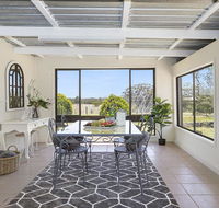 Silky Oak Cottage - cosy with country views - eAccommodation