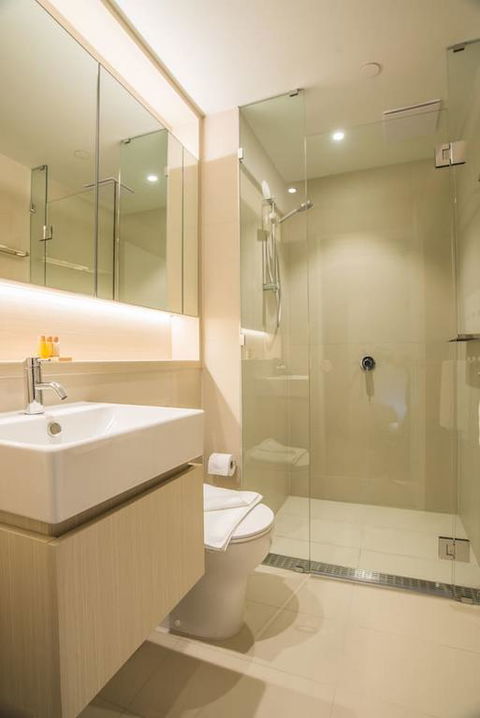 Simple & Cozy APT @Haymarket CBD (balcony Views) - eAccommodation 3