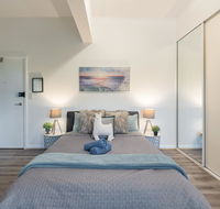 Spacious Studio 2mins to StationShopping Sleeps4 B - eAccommodation