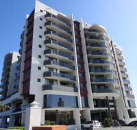 Springwood Tower Apartment Hotel - eAccommodation