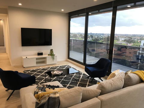 StayCentral Essendon Escape Sub-penthouse - eAccommodation 0