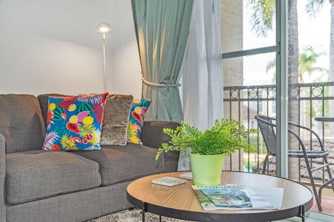 Studio 38 On The Terrace - eAccommodation 1