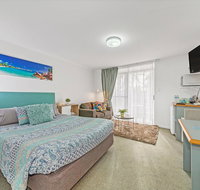 Studio 38 on the Terrace - eAccommodation