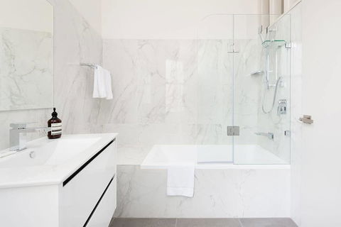 STUNNING SYDNEY HOME 8 - eAccommodation 2