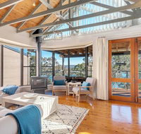 STUNNING WATERFRONT ESCAPE AT DALEYS POINT - eAccommodation