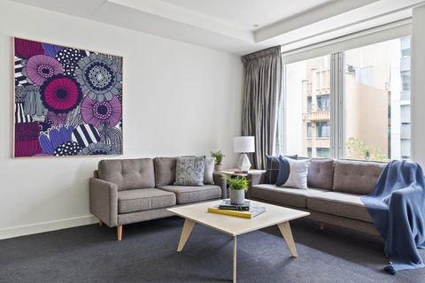Stunning, Central Huge CBD Pad, Free WiFi, Netflix - eAccommodation 3