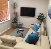 Stylish North Perth on Cafe strip - eAccommodation