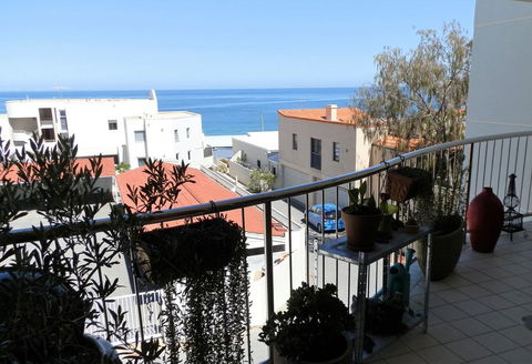 Sun, Sand, Sea And Salty Kisses Cottesloe Beach House - eAccommodation 0