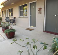 Sunbird Motel - eAccommodation