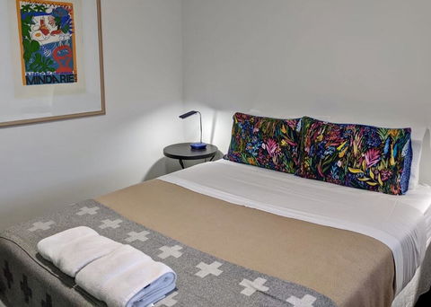 Superb 2 BR Apartment Minutes To CBD- Cen8 - eAccommodation 3