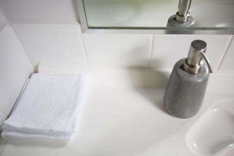 SweetHome2BR@Highton+parking - eAccommodation 1