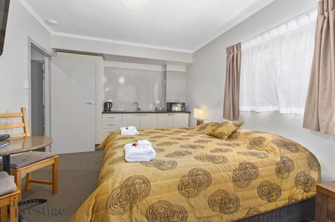 Tall Trees Motel Mountain Retreat - eAccommodation 1