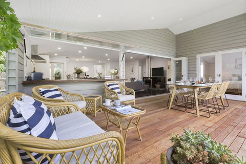 THALASSA HOUSE COASTAL RETREAT DROMANA - eAccommodation 1