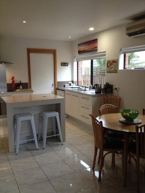 Ulverstone Boutique Accomodation - eAccommodation 26