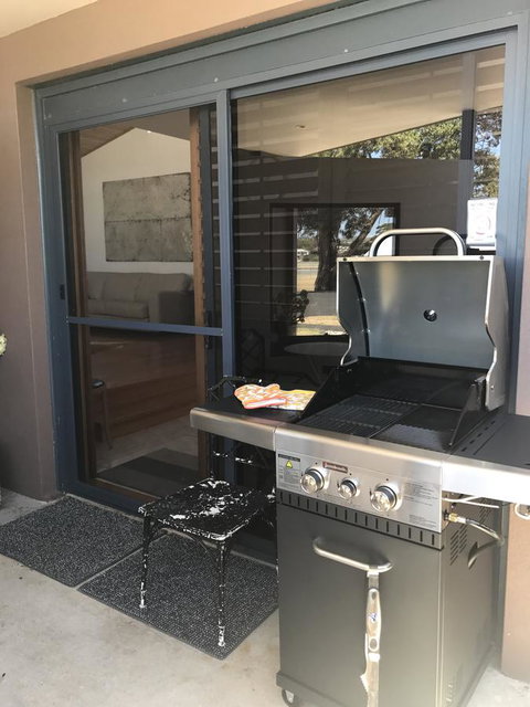 Ulverstone Boutique Accomodation - eAccommodation 6