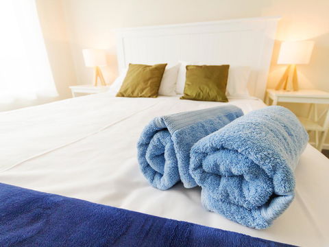 Catherine Lodge Farm Gate Cottages - eAccommodation 16