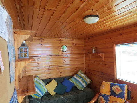 Captain Cook Holiday Park - eAccommodation 1