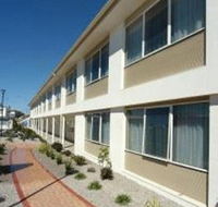 Edgewater Hotel - eAccommodation