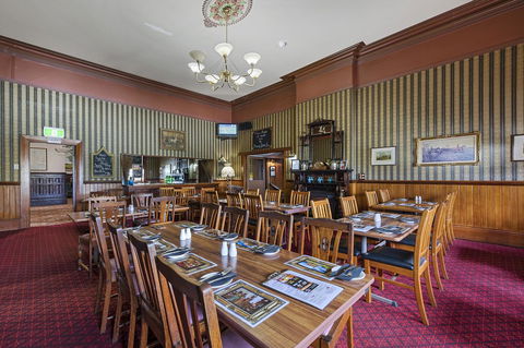 Empire Hotel Queenstown - eAccommodation 13