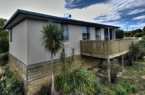 Ar Lan Y Mor - eAccommodation 8