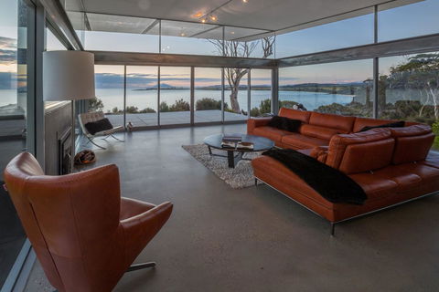 Avalon Coastal Retreat - eAccommodation 5