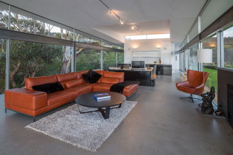 Avalon Coastal Retreat - eAccommodation 12