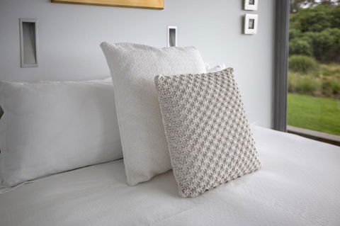 Avalon Coastal Retreat - eAccommodation 17