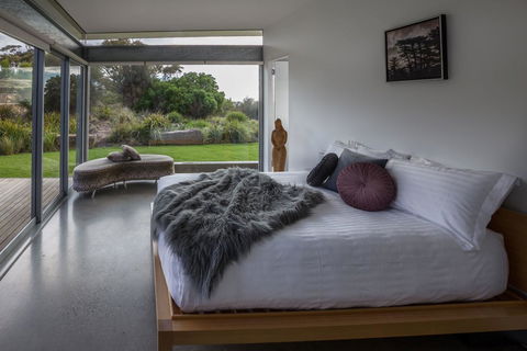 Avalon Coastal Retreat - eAccommodation 15