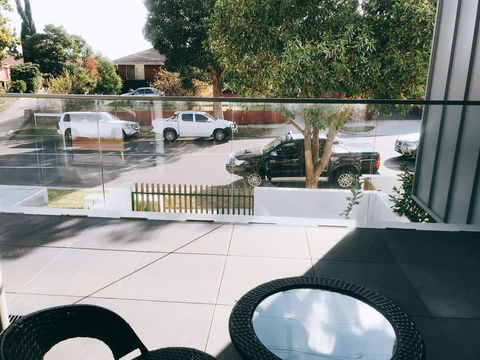Ellia Doncaster Apartment - eAccommodation 9