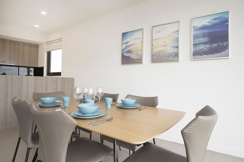 Ellia Doncaster Apartment - eAccommodation 38
